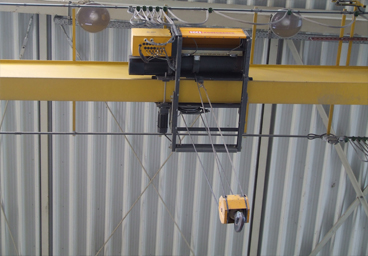 drive crane for yachts
