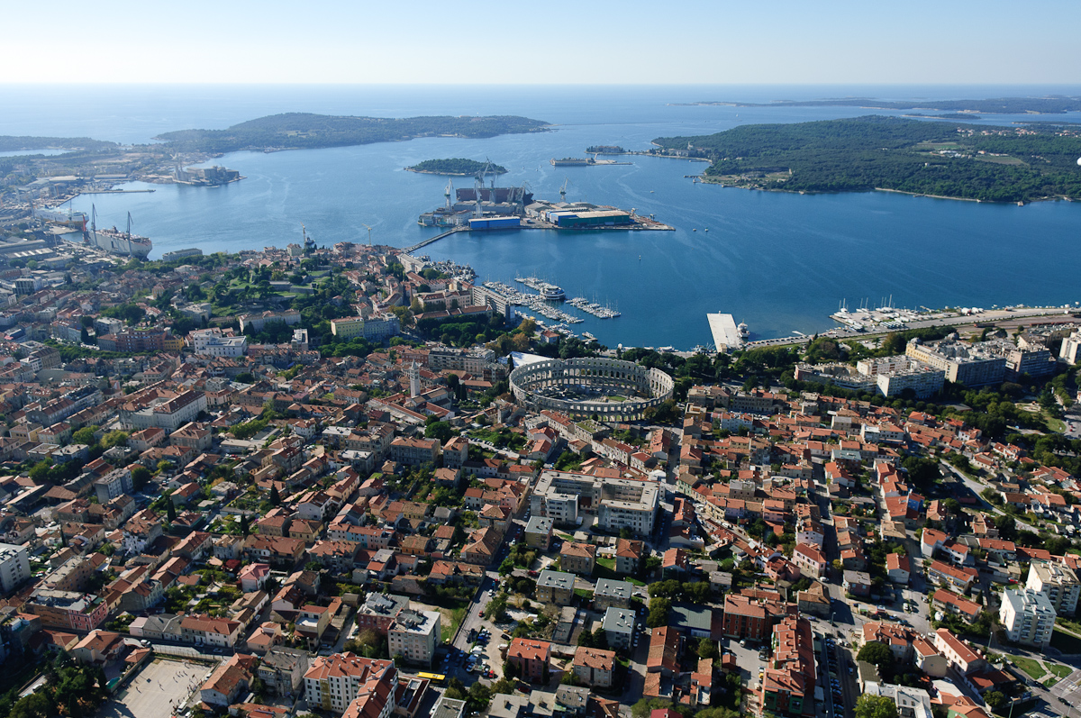 PORT OF PULA avangard shipyards location in port of pula