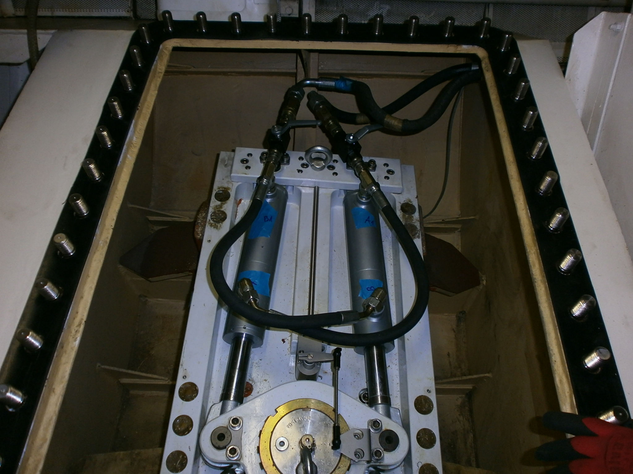 Yacht Hydraulic System