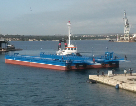 avangard shipyards ponton floating dock